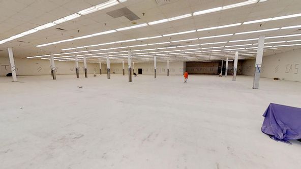 2500 - VACANT